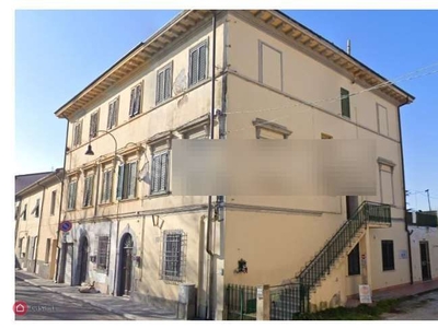 Palazzo in Vendita in Via Fiorentina 41 a Pisa