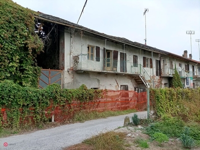 Rustico/Casale in Vendita in Via Basse San Sebastiano a Cuneo