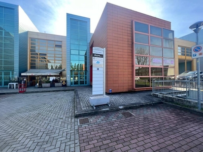 Ufficio condiviso in vendita a Modena