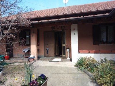 Villa in vendita a Vigevano Pavia