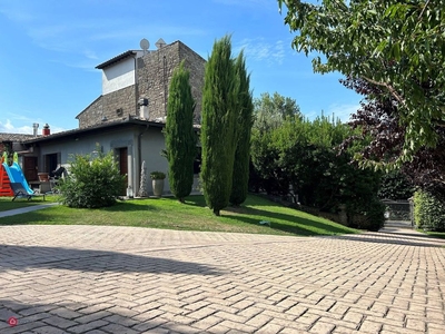 Villa in Vendita in Strada del Cuculo 1 a Viterbo