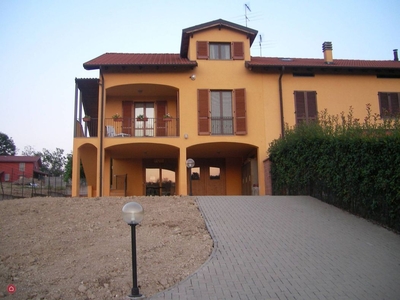 Villa in Vendita in Via Dazio a Alessandria
