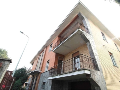 Villa in Vendita in Via Marcello Prestinari 3 a Novara