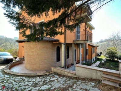 Villa in Vendita in Via Rapagnetta a Pescara