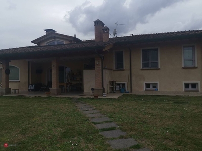 Villa in Vendita in Viale della Repubblica a Santa Maria a Monte