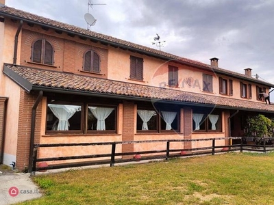 Villa in vendita Via Roma 137, Zerbolò