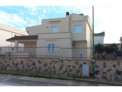 Villa in vendita a Giugliano in Campania, Frazione Lago Patria, Via Lago Patria 28