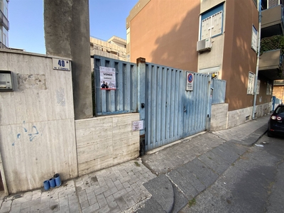 Garage / posto auto in vendita a Catania Viale Vittorio Veneto