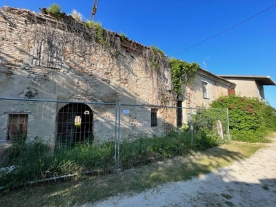 Rustico casale in vendita a San Mauro Pascoli Forli'-cesena