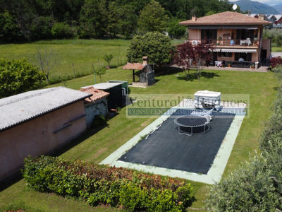 Villa in vendita a Puegnago sul Garda - Zona: Raffa