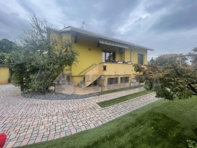 Villa unifamiliare in vendita in VIA ARNO, Samarate