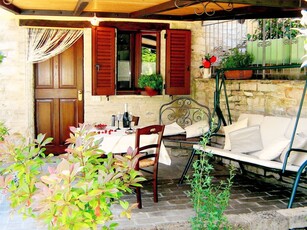 Appartamento a Cagli con giardino, barbecue e piscina