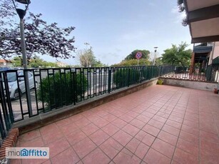 Appartamento arredato con terrazzo Centro