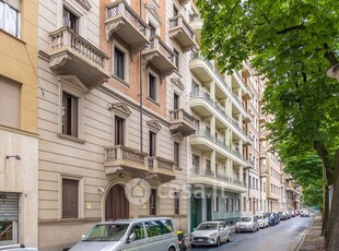 Appartamento in Affitto in Corso Luigi Einaudi 37 a Torino
