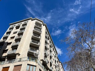 Appartamento in Affitto in Via Amerigo Vespucci a Torino