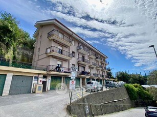 Appartamento in Affitto in Via Bernardo Pizzorno 17 a Varazze