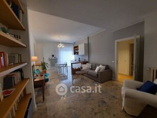 Appartamento in Affitto in Via Broseta a Bergamo