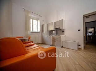 Appartamento in Affitto in Via Gattinara a Torino