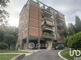 Appartamento in Affitto in Via Giannetto Valli 95 a Roma