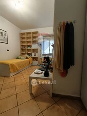 Appartamento in Affitto in Via Oddino Morgari 12 a Torino