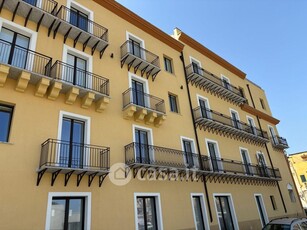 Appartamento in Affitto in Via Ponte di Mare a Palermo