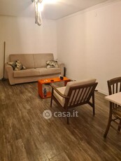Appartamento in Affitto in Via Vittorio Emanuele 187 a Palermo