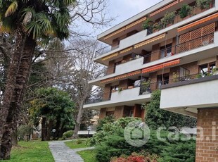 Appartamento in Affitto in Via Vittorio Veneto a Arona