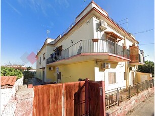 Appartamento in vendita a Taranto, via Dalie, 39 - Taranto, TA