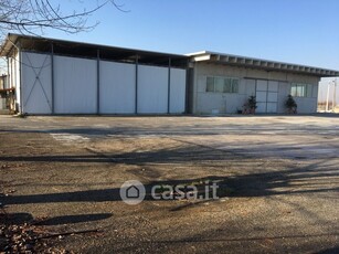 Capannone in Affitto in Via delle Cascine 25 E a Rimini