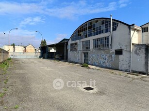 Capannone in Affitto in Via Regione Cimitero 15 a Casale Monferrato