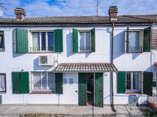 Casa 3 locali di 110 m² in Migliarino