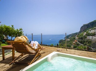 Casa a Amalfi con terrazza, piscina e giardino