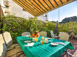 Casa a Baia Domizia con giardino, barbecue e terrazza