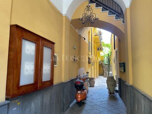 Casa a Catania in Via Antonino di Sangiuliano, Teatro Massimo