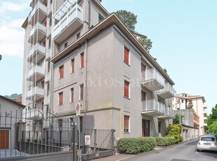 Casa a Como in Via Luciano Manara, Milano Alta