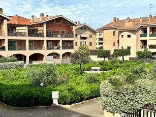 Casa a Fiumicino in Via Pierleone Ghezzi