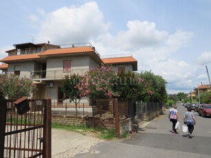 Casa a Nepi in Via Aldo Moro 102, Nepi