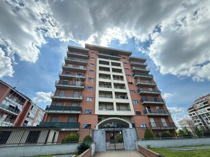 Casa a Torino in Via Confalonieri 47, Lucento