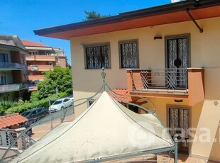 Casa indipendente in Affitto in Via Telegono 5 a Frascati