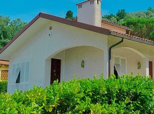 Casa indipendente in vendita a San Giuliano Terme