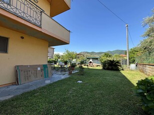 Casa semi indipendente in vendita a Castelnuovo Magra La Spezia Molicciara