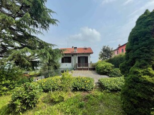 Casa singola in ottime condizioni a Casale Monferrato