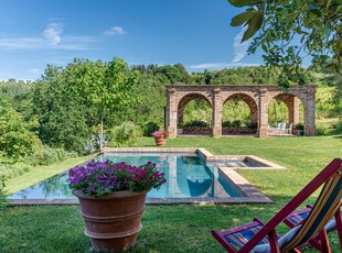 Casa vacanze 'Villa Dei Fiori' con piscina privata, giardino privato e Wi-Fi