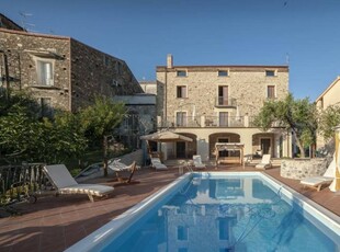 Confortevole casa a Vibonati con piscina