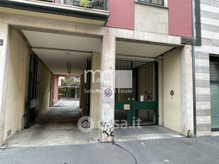 Garage/Posto auto in Affitto in Via Lambro 14 a Milano