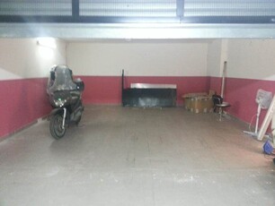 Garage / Posto auto in zona Contesse,gazzi,tremestieri a Messina
