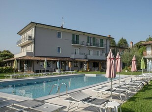 Junior Suite 6 con piscina condivisa e balcone privato