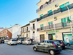 Negozio/Locale commerciale in Affitto in Via Aniello Palumbo 61 a Giugliano in Campania