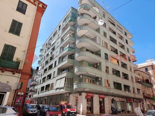 Quadrilocale in affitto a Taranto