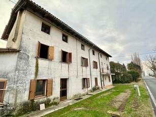 RUSTICO DA RISTRUTTURARE IN ZONA SERVITA Romans d’Isonzo